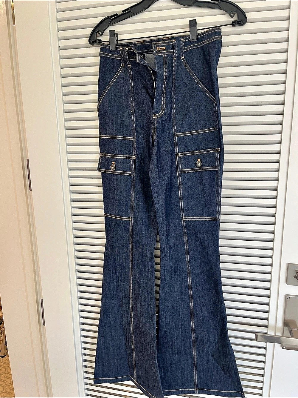 Cinq a sept 5à7 flare Leg Jeans in Blue Size 2 New